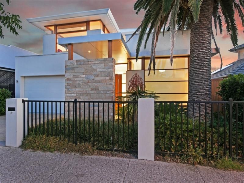 19 Kingston Parade, Northgate SA 5085