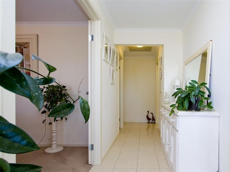 18 Alderney Avenue, Clearview SA 5085