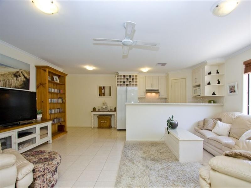 18 Alderney Avenue, Clearview SA 5085