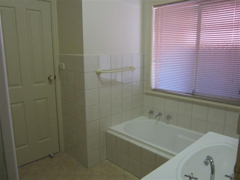 34 Reuben Richardson Road, Greenwith SA 5125