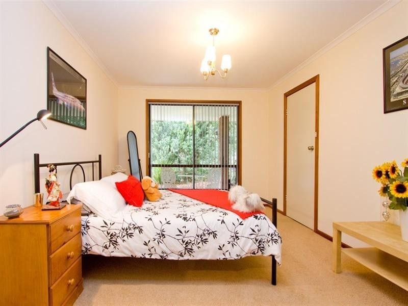 16 Beaumont Court, Para Hills West SA 5096