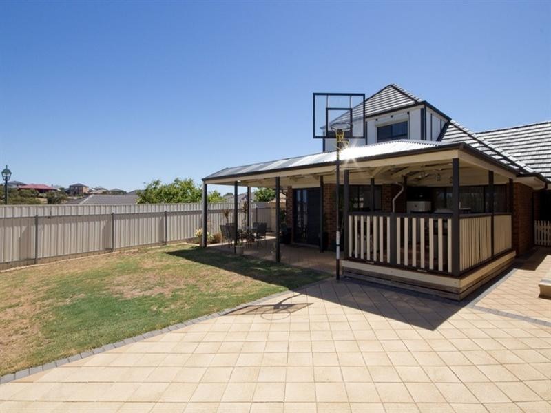 2 Redgum Street, Walkley Heights SA 5098