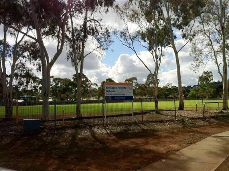 2 Dwyer Court, Salisbury Heights SA 5109