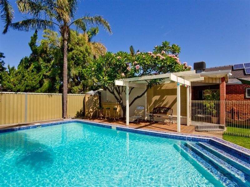 34 Gordon Avenue, Clearview SA 5085