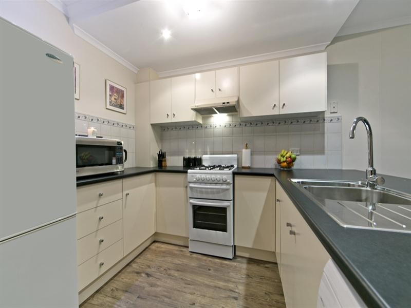 44 Kew Drive, Oakden SA 5086