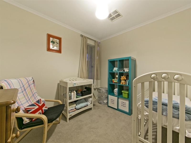 44 Kew Drive, Oakden SA 5086