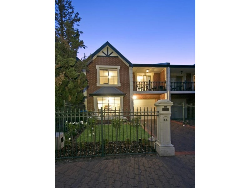 44 Kew Drive, Oakden SA 5086