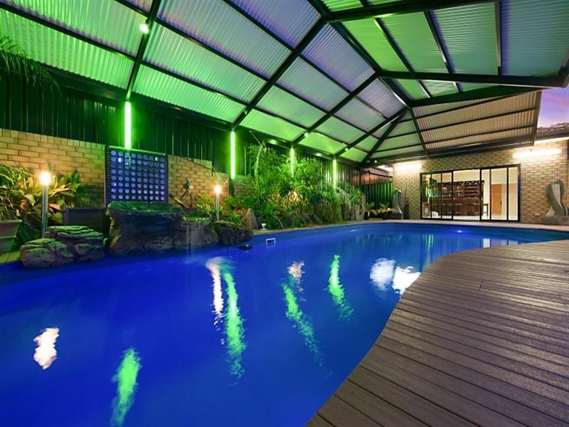 32 Kara Crescent, Gulfview Heights SA 5096