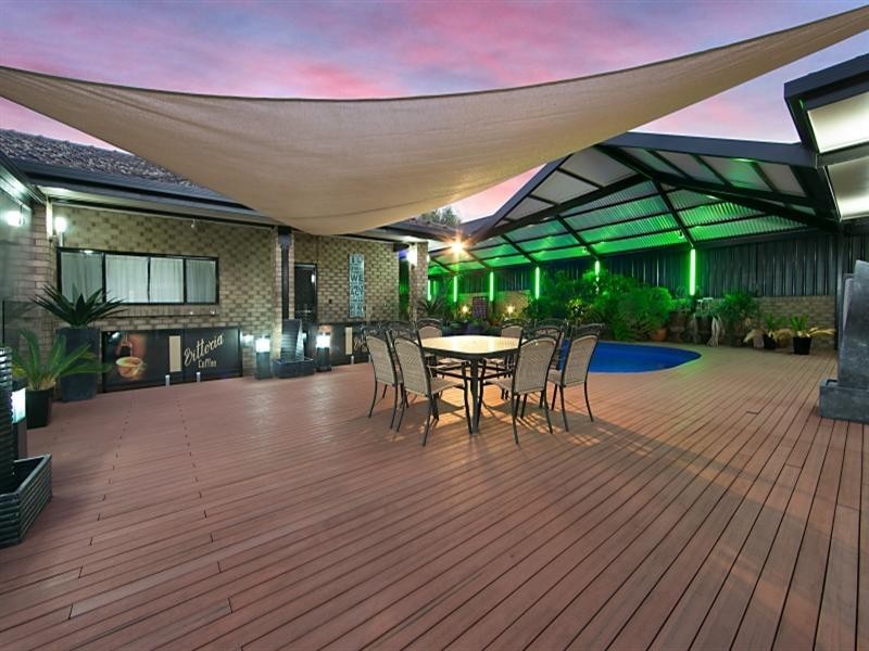 32 Kara Crescent, Gulfview Heights SA 5096