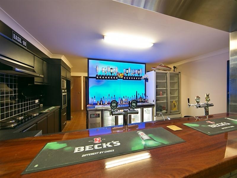 32 Kara Crescent, Gulfview Heights SA 5096