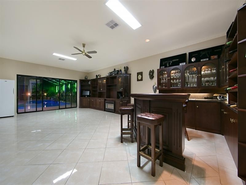 32 Kara Crescent, Gulfview Heights SA 5096