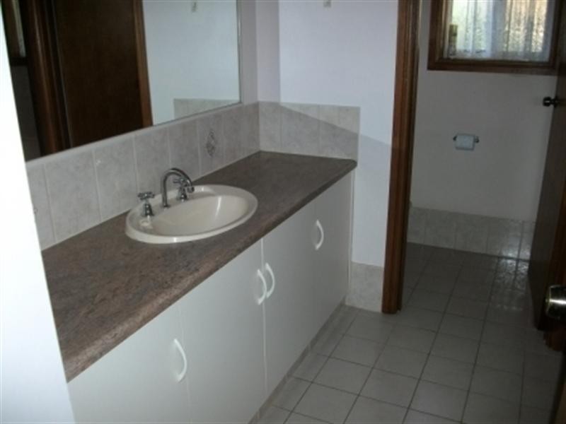 1a Nicholas Avenue, Salisbury Heights SA 5109