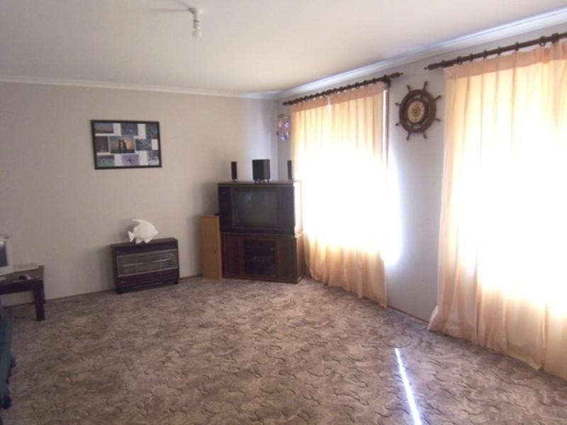 16 Halbert Court, Andrews Farm SA 5114