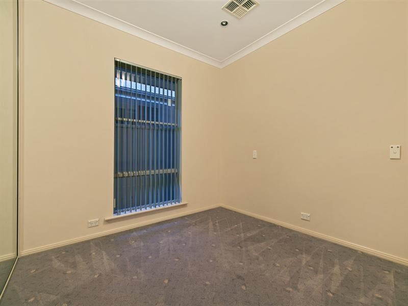 11 Knightsbridge Terrace, Oakden SA 5086