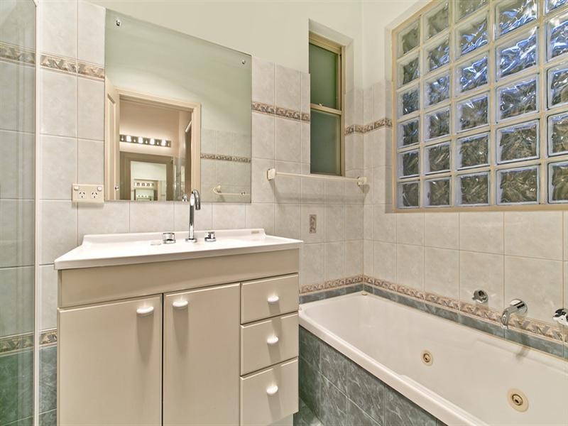 11 Knightsbridge Terrace, Oakden SA 5086