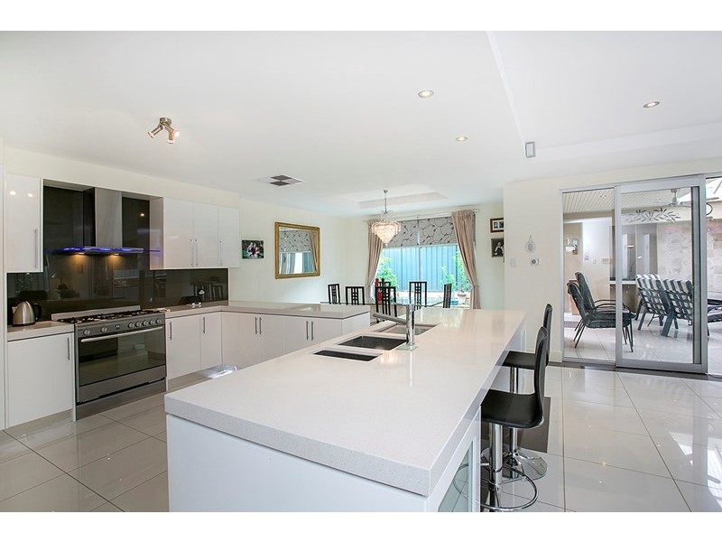 22 Gulnare Grove, Northgate SA 5085