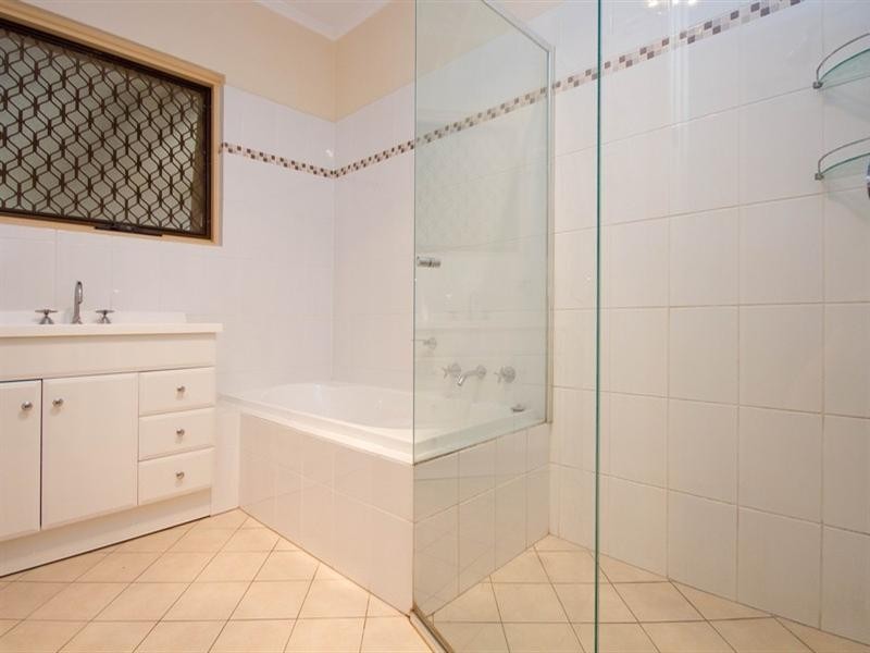 18 Lenma Street, Netley SA 5037