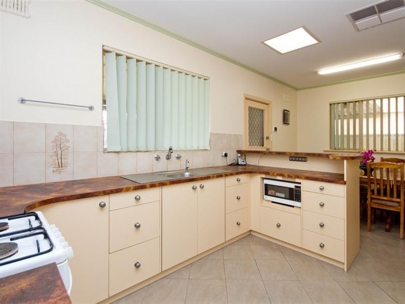 18 Lenma Street, Netley SA 5037