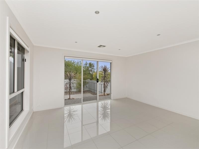 9A Central Avenue, Enfield SA 5085