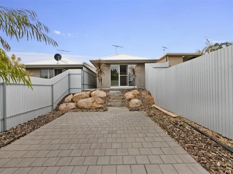 9A Central Avenue, Enfield SA 5085