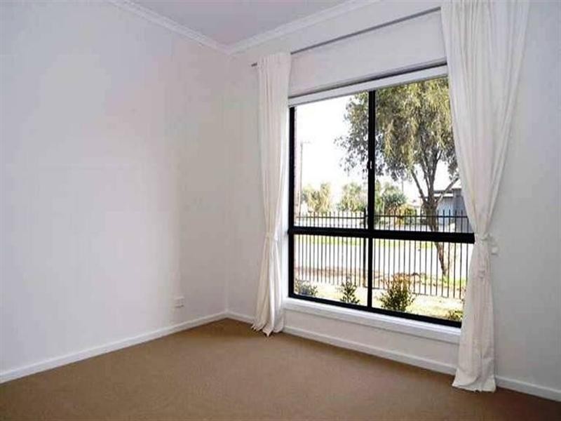 2A Dragon Street, Hillcrest SA 5086