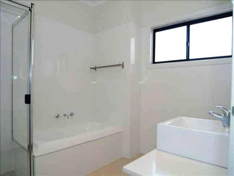 2A Dragon Street, Hillcrest SA 5086