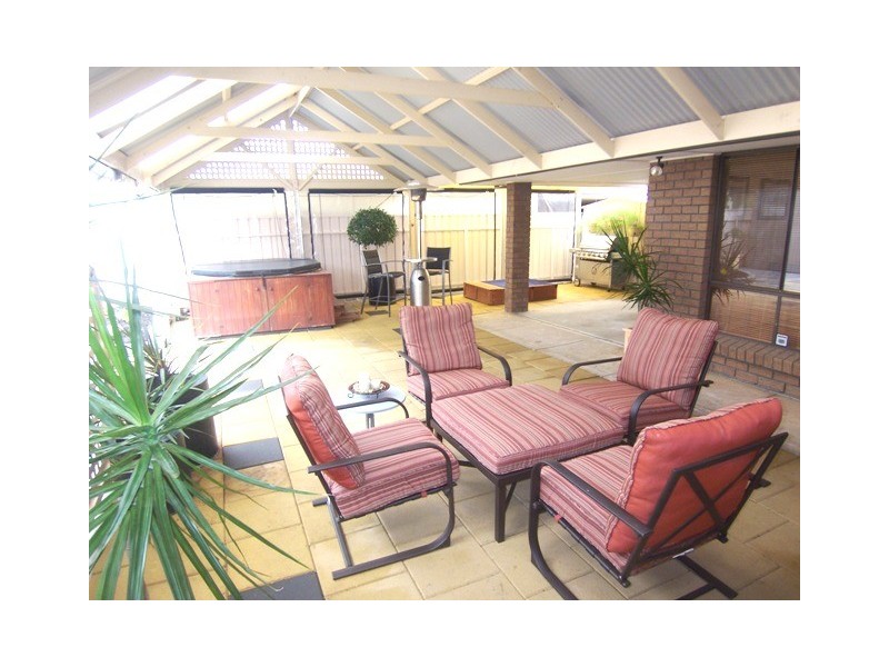 36 Tracey Avenue, Paralowie SA 5108