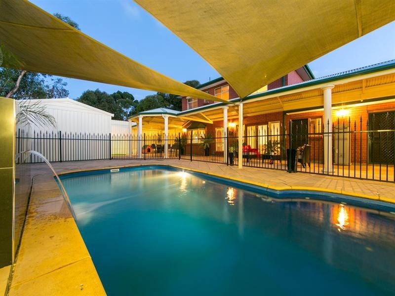 7 Hillside Court, Walkley Heights SA 5098