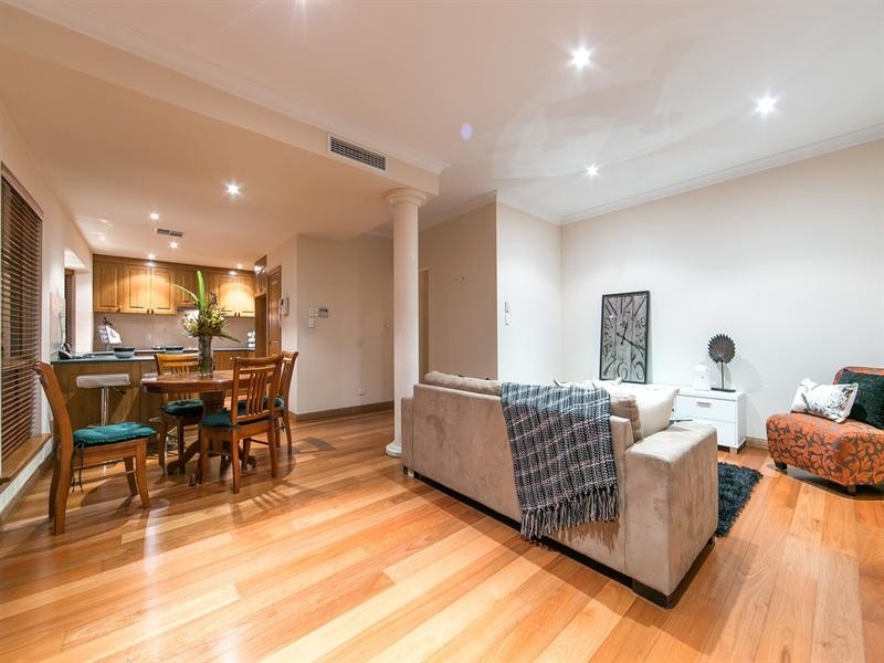 7 Hillside Court, Walkley Heights SA 5098