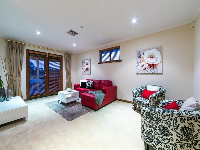 7 Hillside Court, Walkley Heights SA 5098