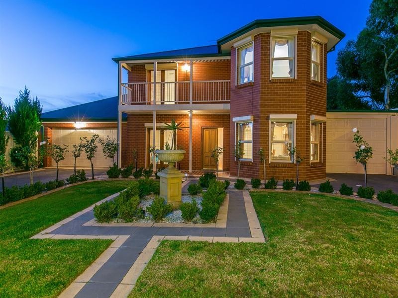 7 Hillside Court, Walkley Heights SA 5098