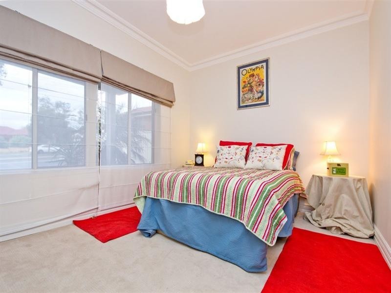 30 Clearview Crescent, Clearview SA 5085