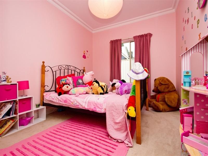 30 Clearview Crescent, Clearview SA 5085