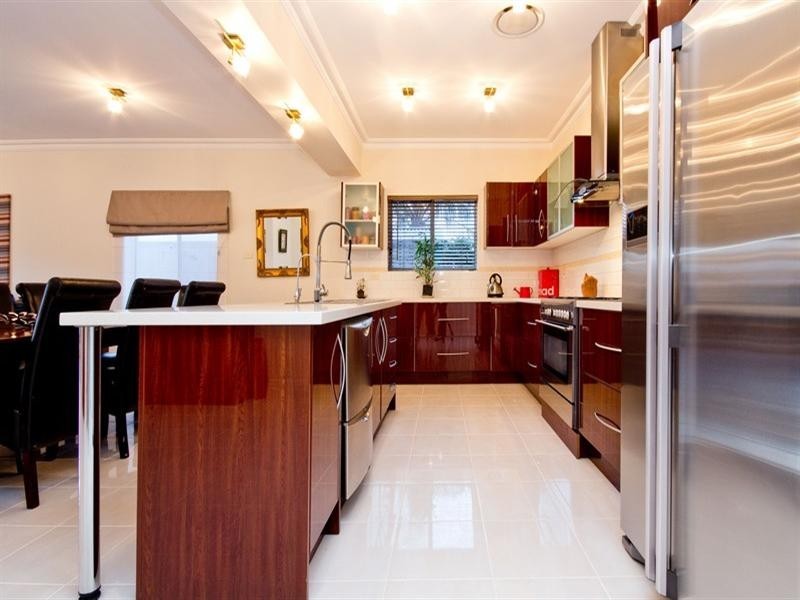 30 Clearview Crescent, Clearview SA 5085