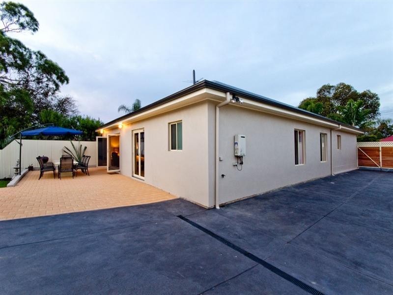 30 Clearview Crescent, Clearview SA 5085