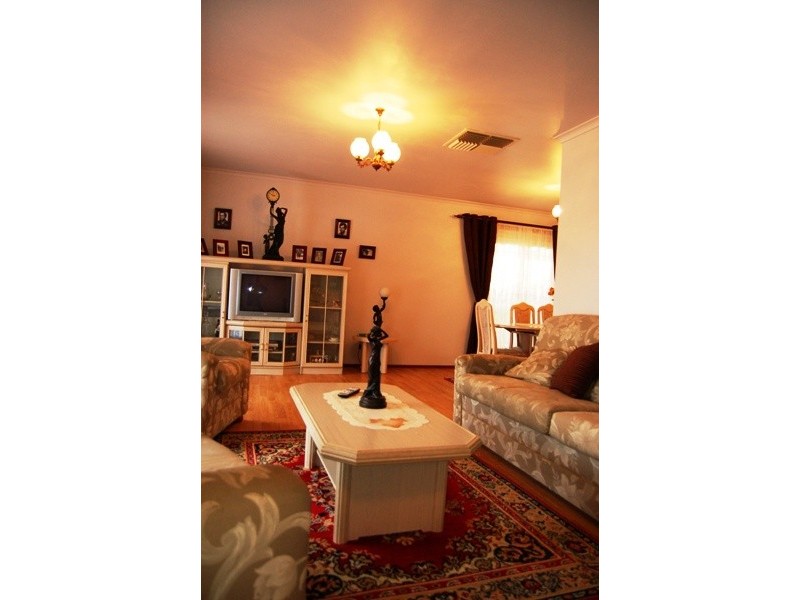 9 Millikan Court, Andrews Farm SA 5114