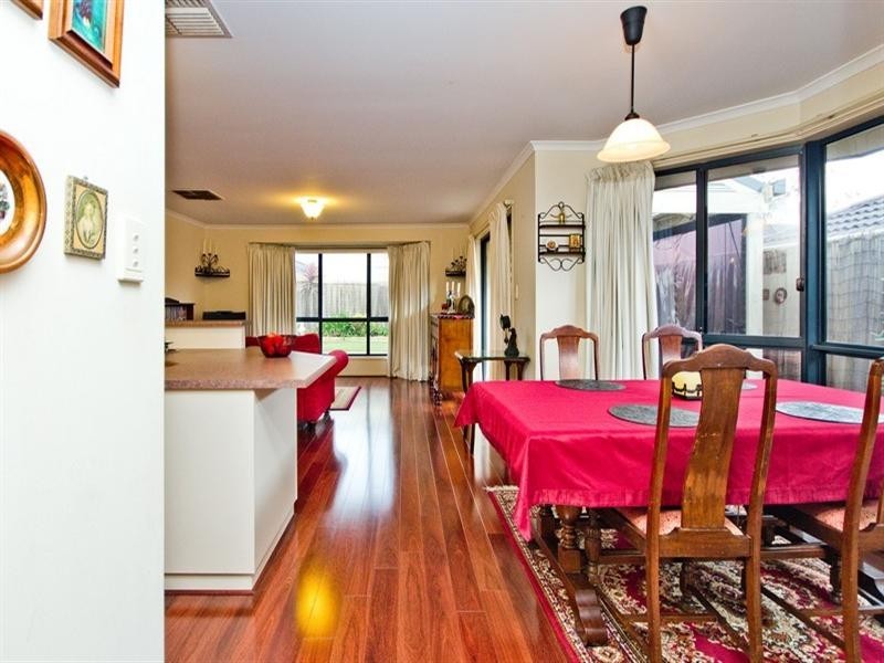 37 Linear Crescent, Walkley Heights SA 5098