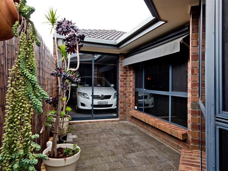 37 Linear Crescent, Walkley Heights SA 5098