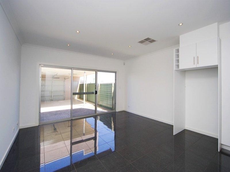 6 Hummock Lane, Mawson Lakes SA 5095