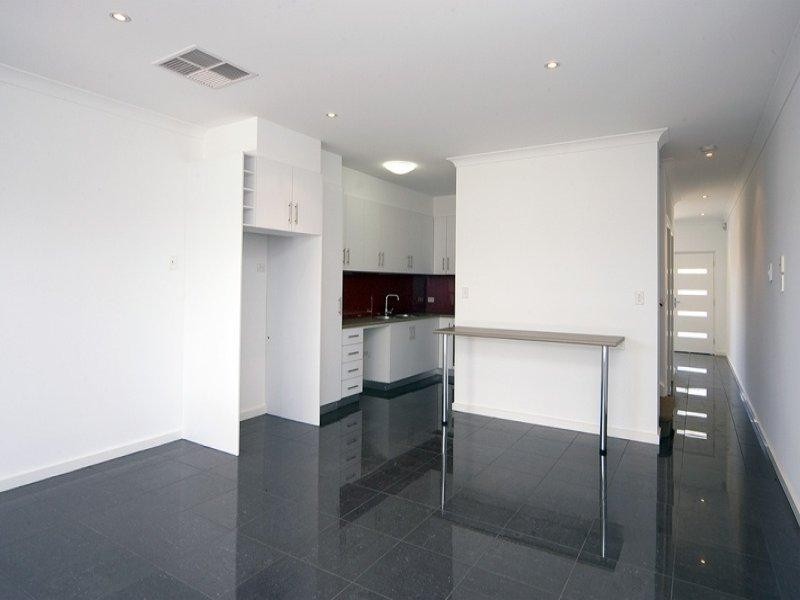 6 Hummock Lane, Mawson Lakes SA 5095