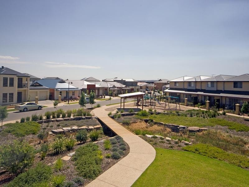 6 Hummock Lane, Mawson Lakes SA 5095