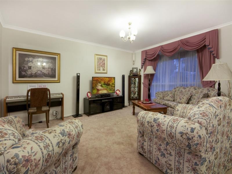 18 Brookside Street, Oakden SA 5086