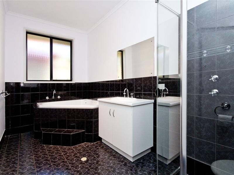 6 Springbank Place, Parafield Gardens SA 5107