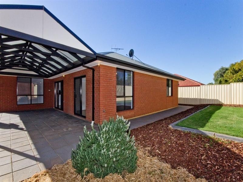 6 Springbank Place, Parafield Gardens SA 5107