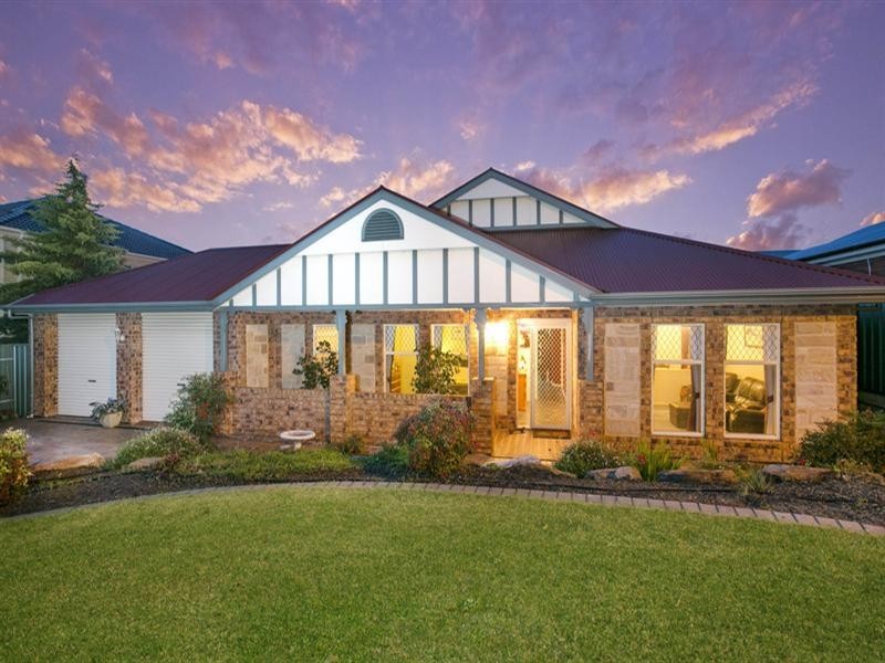 27 Harvey Avenue, Walkley Heights SA 5098