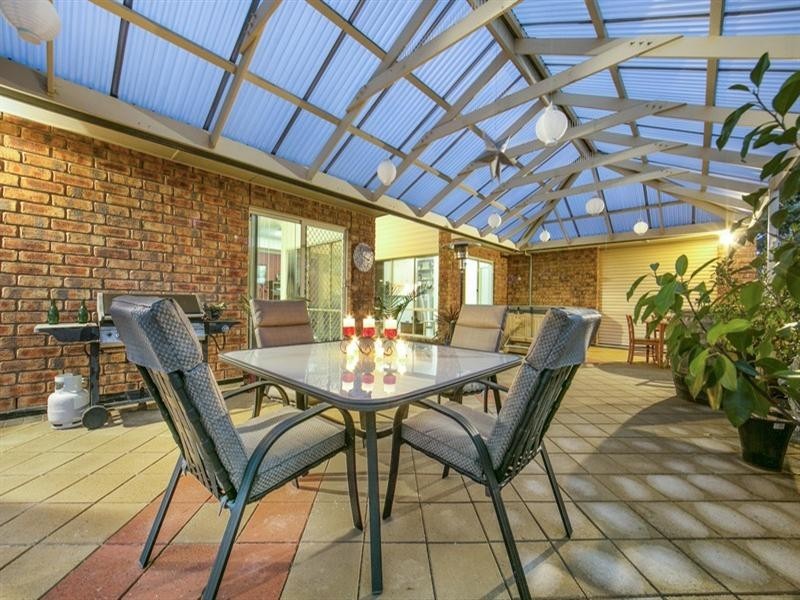 27 Harvey Avenue, Walkley Heights SA 5098