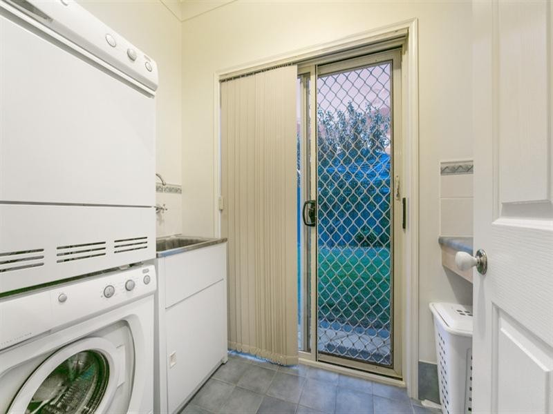 27 Harvey Avenue, Walkley Heights SA 5098