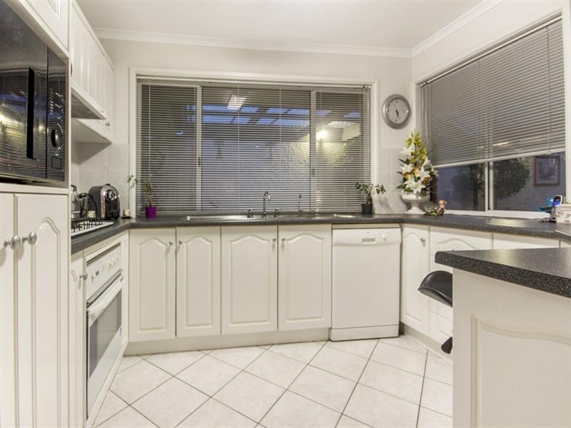 18 Brookside Street, Oakden SA 5086