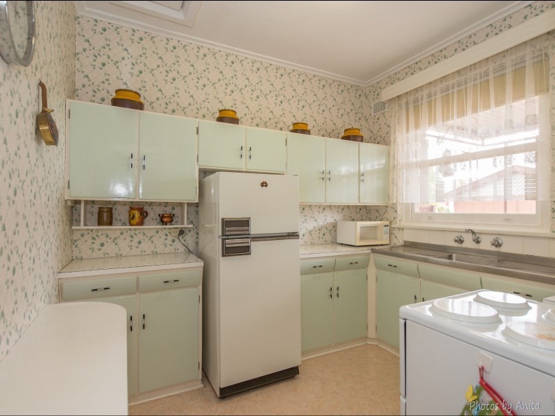 4 Alderney Avenue, Clearview SA 5085