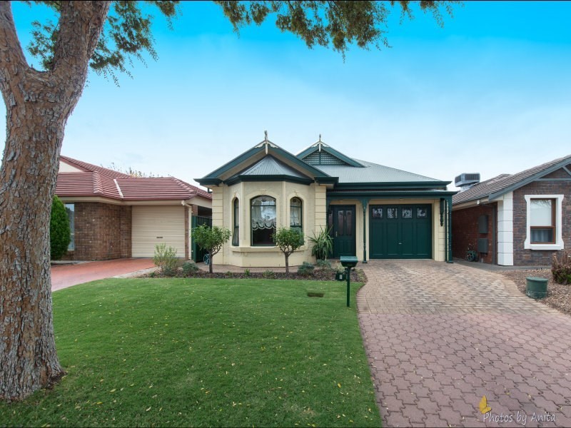 8 Claremont Avenue, Oakden SA 5086